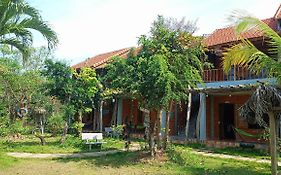 Sunny Eco Lodge